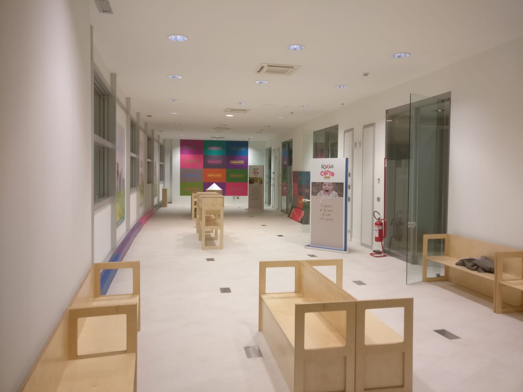 Arredamento su misura · Roxam