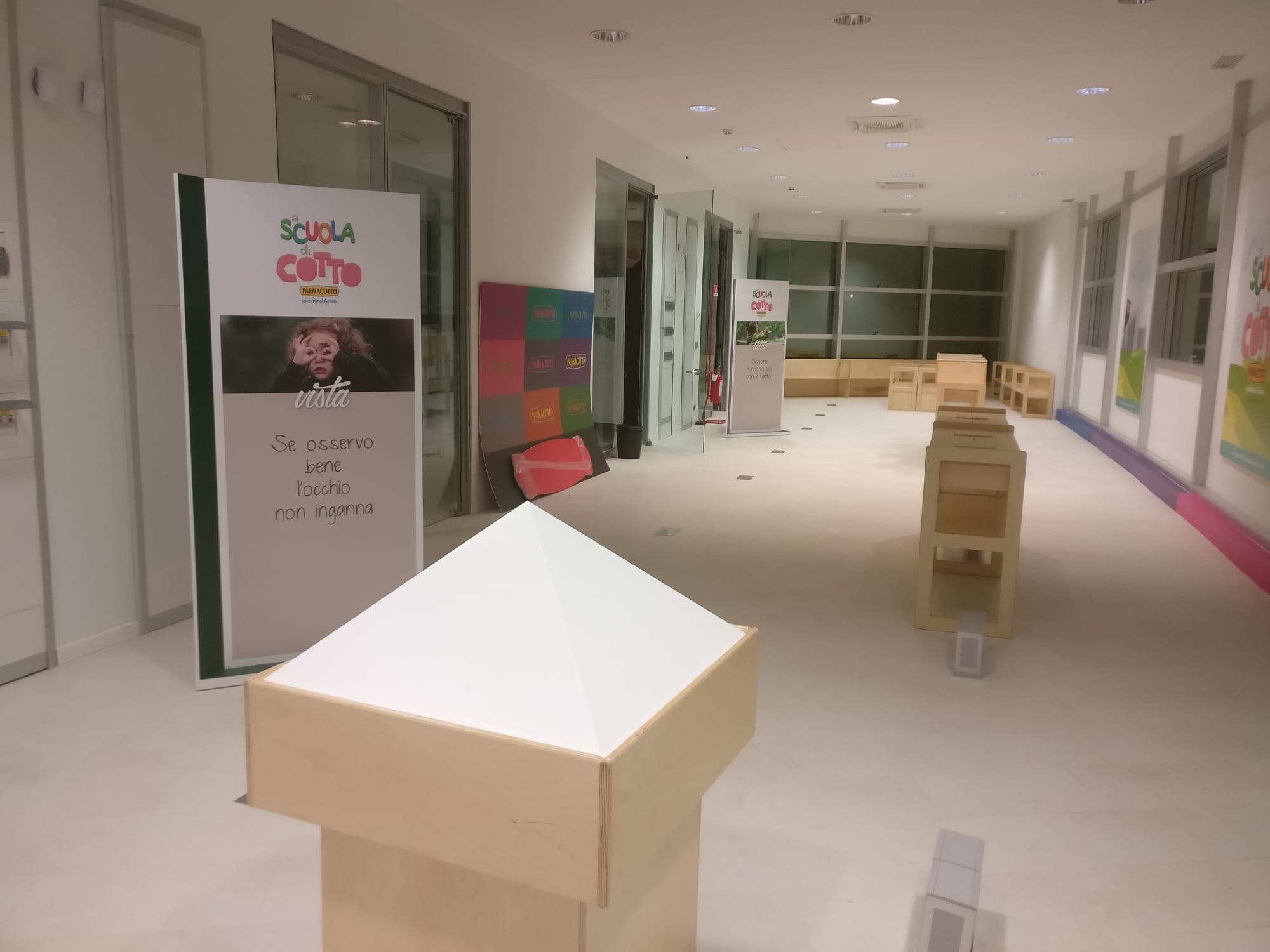 Arredamento su misura · Roxam